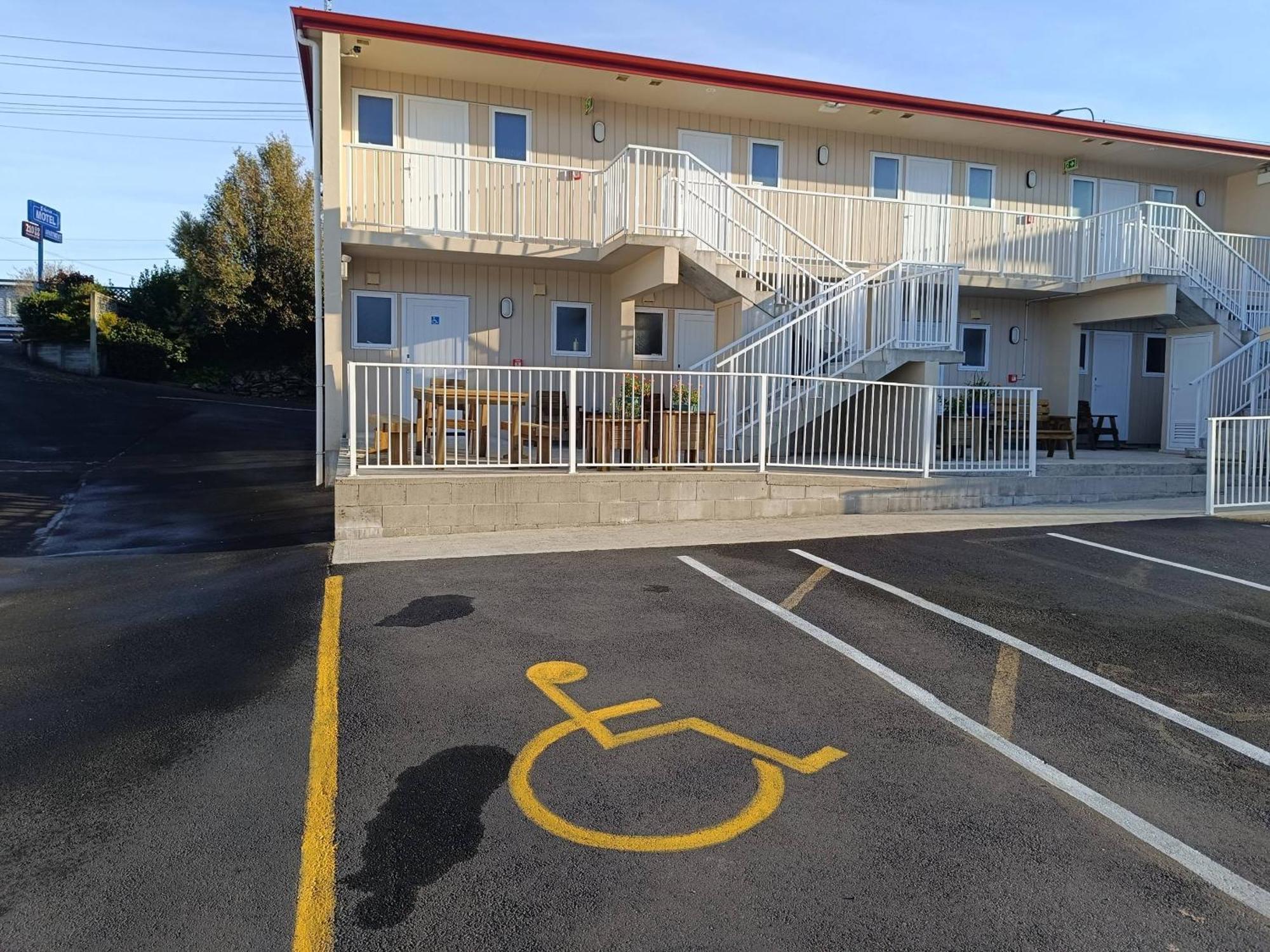 Bayfield Motel And Apartment ダニーデン エクステリア 写真
